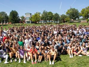 439 first-year students gather on Taylor Commons